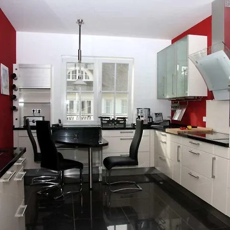 Duxcaar La Comfortable