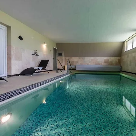 Duxcaar La Comfortable Villa Groß Schwansee